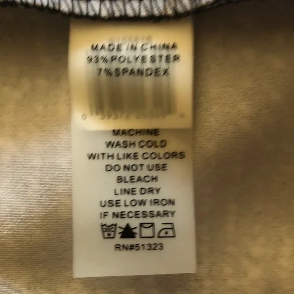 Vince Camuto Monochrome Patterned Pencil Skirt in Black andbWhite - Picture 5 of 6